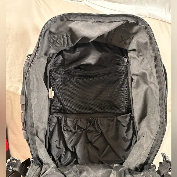 5.11 Tactical Rush 72 Backpack - 55L - Black Pre Owned Large Gorpcore Backpack - Picture 13 of 16